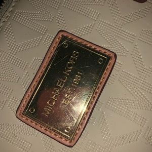 Micheal kors tote cross body